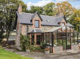 Balloan House, lodging in Muir of Ord