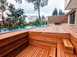 Cottonwood Exclusive Villa @Lembang Asri - Jacuzzi Playground Netflix Billyard, rental liburan di Lembang