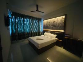 B Six Hotel: Bangalore, Krishna Rajendra Market yakınında bir otel