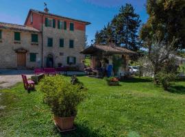 PODERE PRATIZZOLI, hotel in Tolè