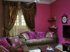 apartment pyramids view, hotel na plaži u gradu Giza