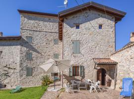 Lovely Home In Monchio Delle Olle With Kitchen, husdjursvänligt hotell i Case la Selva