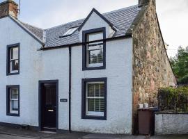 Ivy Cottage, cheap hotel in Falkland