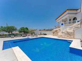 LUXURY VILLA NAUTILUS Heated pool, Hotel in Adeje
