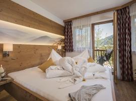 Apart Central – Premium Mountain&Garden, serviced apartment in Mayrhofen