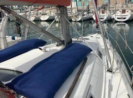 Sea Bloom - Sleep & Sail in Tejo, barco en Lisboa