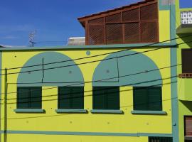 Residencial Chez Flor, bolig ved stranden i Porto Novo