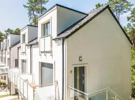 Cozy Apartment In Pobierowo With Wifi