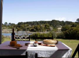 Casa Las Vistillas -Tajamares de la Pedrera, holiday home in Rocha