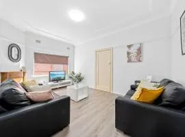 Burwood Newly Renovated 2 Bedroom Apartment