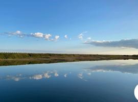 HenreeenOnWidewater, hotel near Shoreham By Sea Station, Lancing