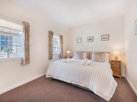 Cottage 9 Old Farmhouse Braithwaite, hotel in Keswick