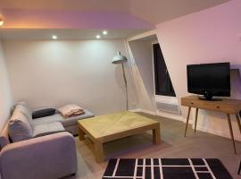 Super appartement dans le centre de Montmorency, self-catering accommodation in Montmorency