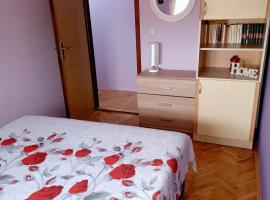 Lovely L home BN centar -Rent a car automatic, hotel v destinaci Bijeljina