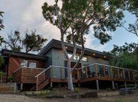 The Property, pet-friendly hotel in Anglesea