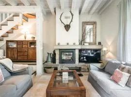 Casa Aneto by Totiaran