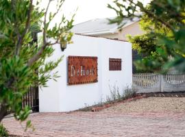 De Hoek Selfsorg Eenhede, holiday rental in Beaufort West