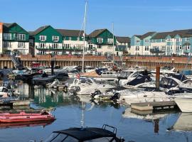 Seaview Apartment with parking, hotell i Exmouth