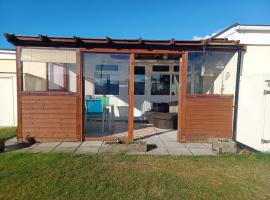 2-bedroom Holiday Home With Great Outdoor Space, hotelli kohteessa Kidwelly