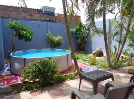 Casa acogedora en girardot, feriebolig i Girardot