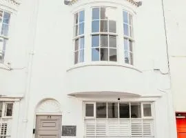 Charming 3 bedroom townhouse
