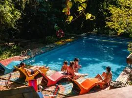 Hostel Da Vila Ilhabela、イリャベラのグランピング施設