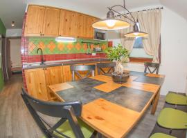 Apartments Helena Kranjska Gora, hotel blizu znamenitosti Mojca 2, Kranjska Gora