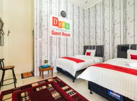 RedDoorz Syariah near Pasar Aur Kuning, Hotel in Bukittinggi