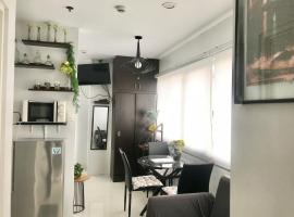 Cozy and Full Service Condo at the Heart of Bacolod, accessible hotel in Bacolod