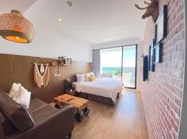 Minimi Inn-Sailrock Beach House