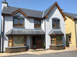 Picturesque Riverside Home, hotel near O'Connell Memorial Church, Cahersiveen