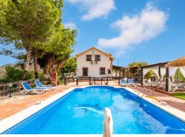 Casa Rural Loma El Letrao, hótel í Almogía