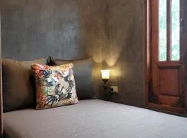 Reun Sroyraya Boutique Home เรือนสร้อยระย้าบูทิค