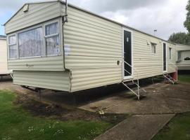 Summer plot 8, Hotel in Jaywick Sands