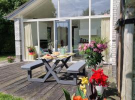 Rietmeer vakantiehuis Friesland, khách sạn ở Gaastmeer