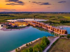 St. Martins Therme & Lodge, hotel di Frauenkirchen