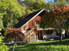 Superbe T3 neuf en bord de rivière près d'Annecy