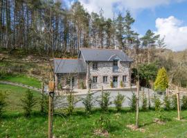 Wisteria Cottage - Bwthyn yr Ardd, hotel u gradu 'Ystrad Meurig'