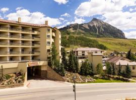 Elevation Hotel & Spa, отель в городе Крестед-Бьютт
