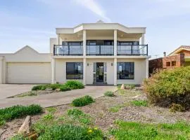 Mareblue Villa - Aldinga Beach - C21 SouthCoast Holidays