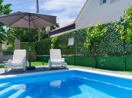 Apartment Milena, hotel a Srima