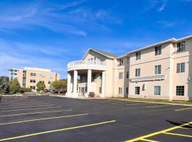 MainStay Suites Madison Airport, hotel near Dane County Regional Airport - MSN, Madison