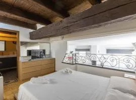De'Carbonesi, Bologna by Short Holidays