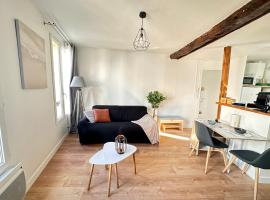 Home Up Pontoise: Pontoise şehrinde bir aile oteli