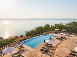 Mövenpick Resort & Spa Dead Sea, hotel em Sowayma