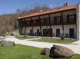 Hotel Rural Reciegos Complejo Agroturistico, икономичен хотел в Caso