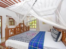 Villa PundaMilia Private Pool free wifi secure, rental pantai di Kwale