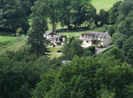 Ty Twt - complete holiday home, country house in Llandysul