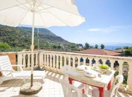 Nice Home In Ricadi With Wifi And 6 Bedrooms