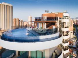 Hotel Gold Arcos 4 Sup - Built in May 2022, hotel em Benidorm